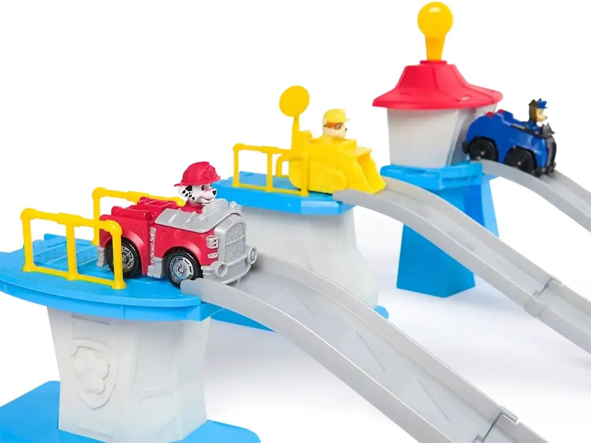 Paw Patrol Quartier Generale Deluxe Mini Tower - Pista de Carreras de 3 Figuras con vehículos, Chase, Marshall y Rubble, a Partir de 2 años, Multicolor