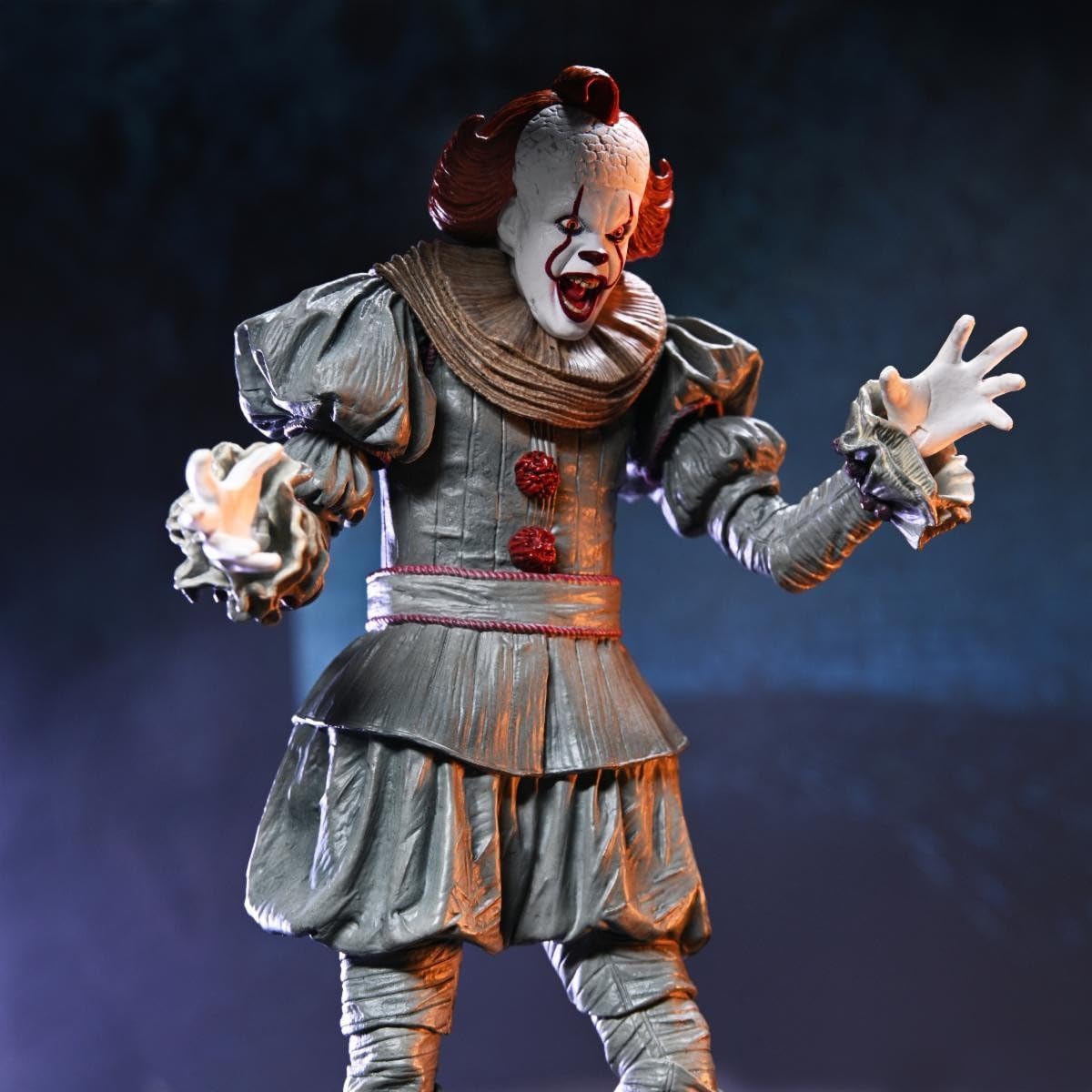 NECA IT: Welcome to Derry - Figura de acción de Escala Ultimate Pennywise de 7 Pulgadas
