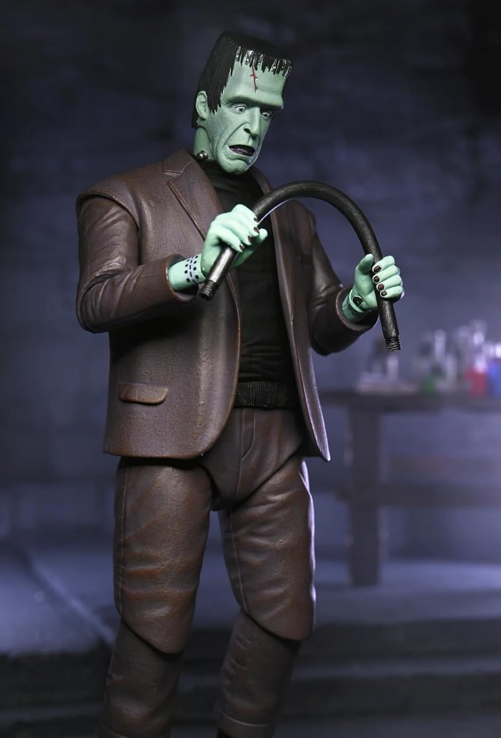 The Munsters (Serie de TV) - Figura de acción de escala Ultimate Herman Munster de 7 pulgadas