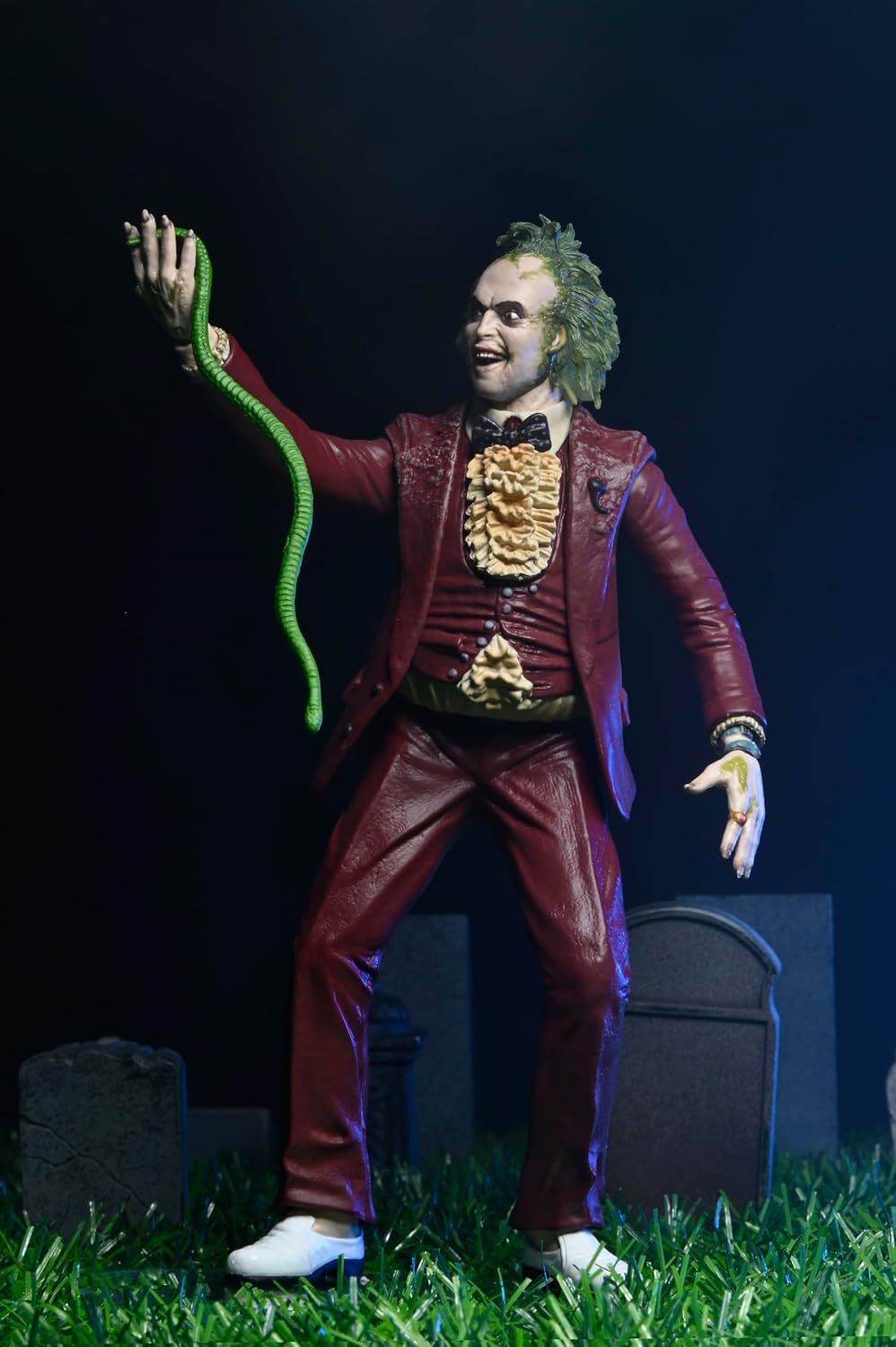NECA - Beetlejuice (1988) - Figura de acción a Escala de 7 Pulgadas - Esmoquin Rojo Beetlejuice en Embalaje blíster