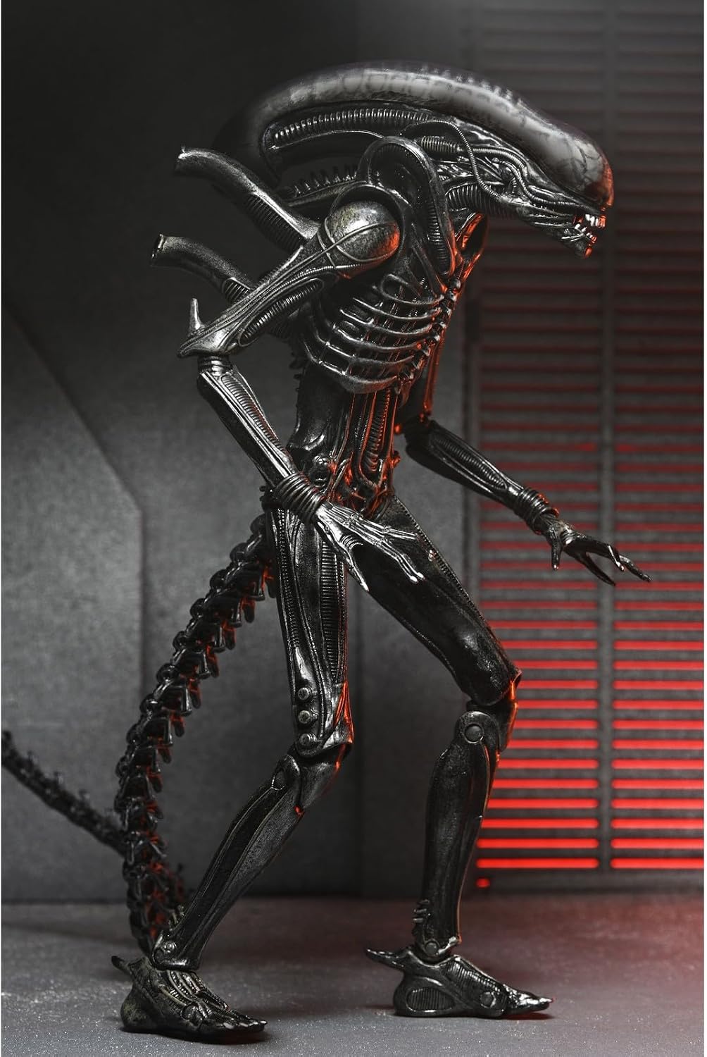 NECA Alien Romulus Ultimate Xenomorph XX121 7″ Action Figure