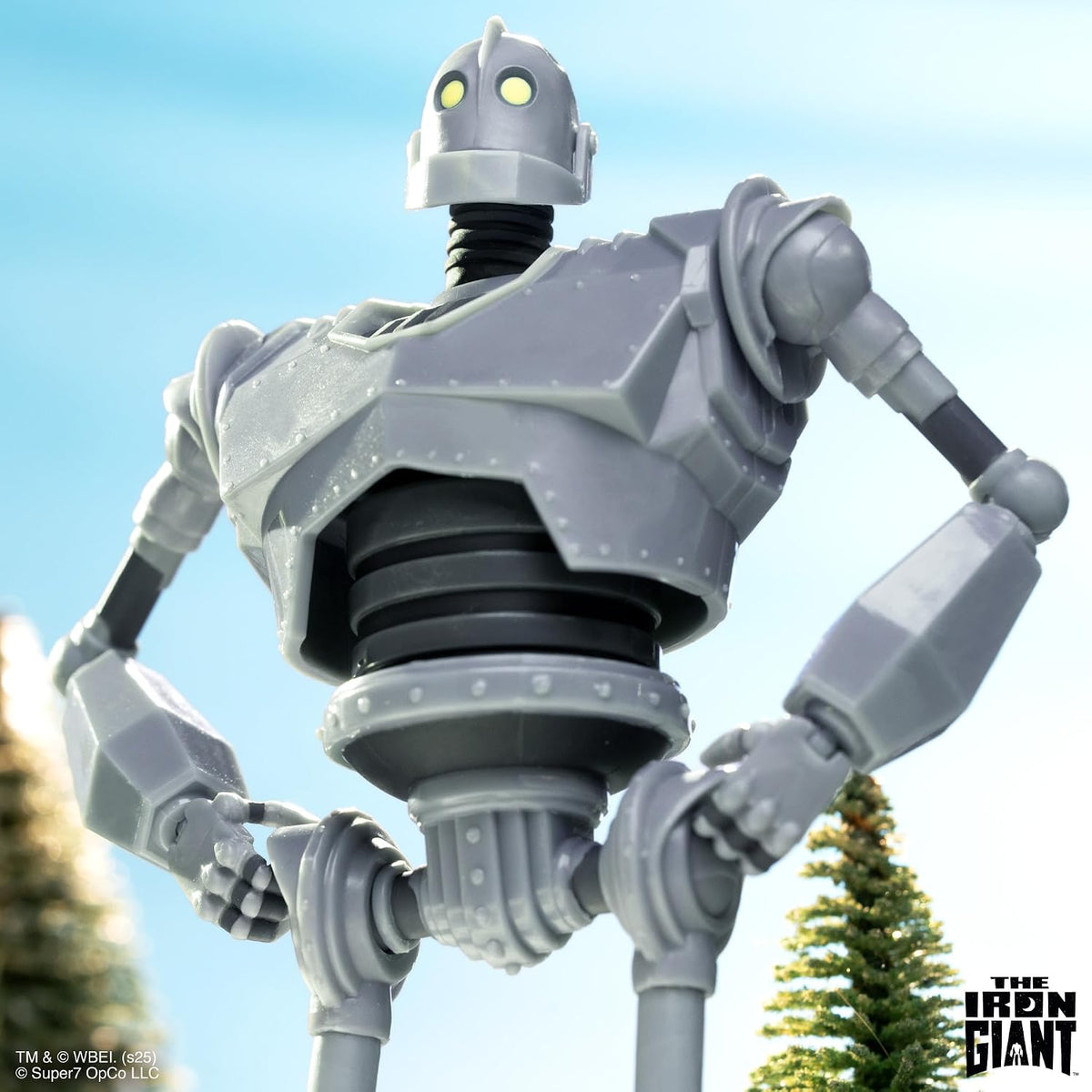 Super7 Deluxe The Iron Giant - Figura de acción Gigante de Hierro de 7 Pulgadas, colección clásica de películas animadas y Juguetes Retro
