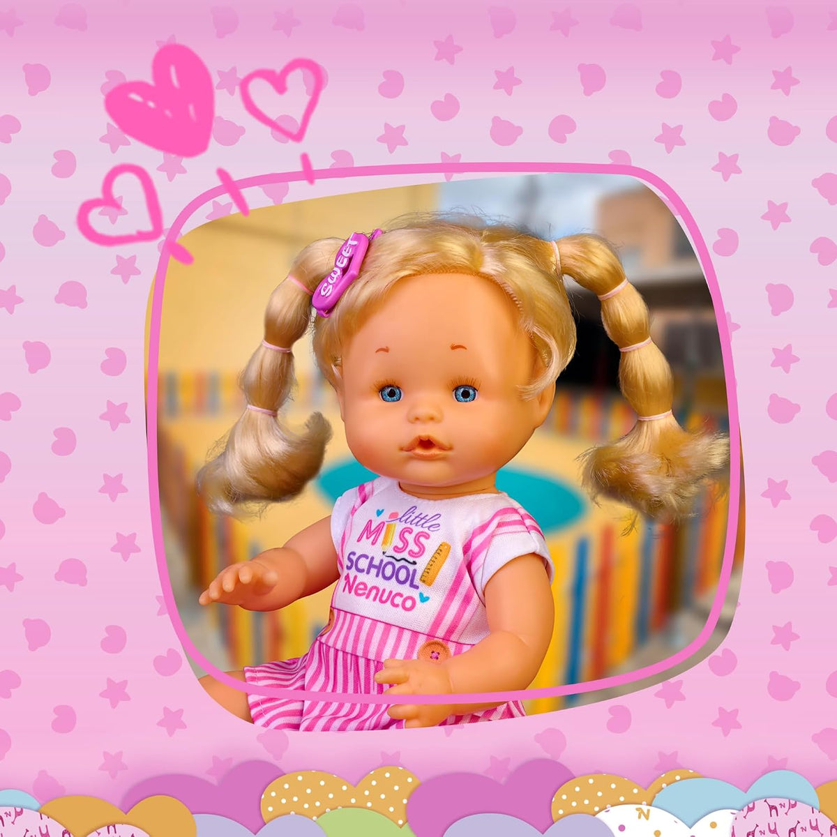 Nenuco - Peinaditos para el Cole, muñeco bebé Cuerpo Duro de 35 cm, de Pelo Rubio y Largo, para hacerle Peinados Diferentes, Muchos Accesorios como trenzador, Desde 2 años, Famosa