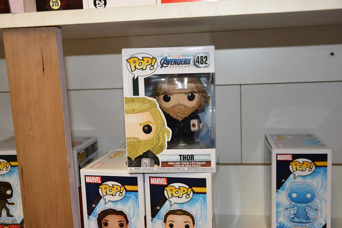 Funko in Hand Authentic POP Thor Stormbreaker Mjolnir Avengers Endgame FYE #482 nuevo y fresco estado