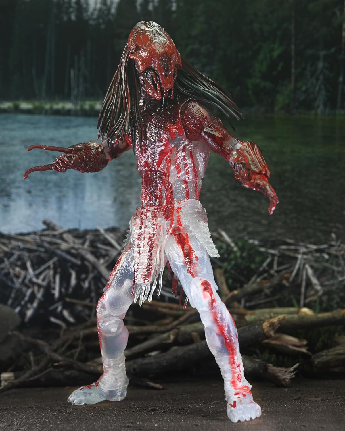 NECA Feral Depredador Figura de acción con Sangre de Presa 18 cm