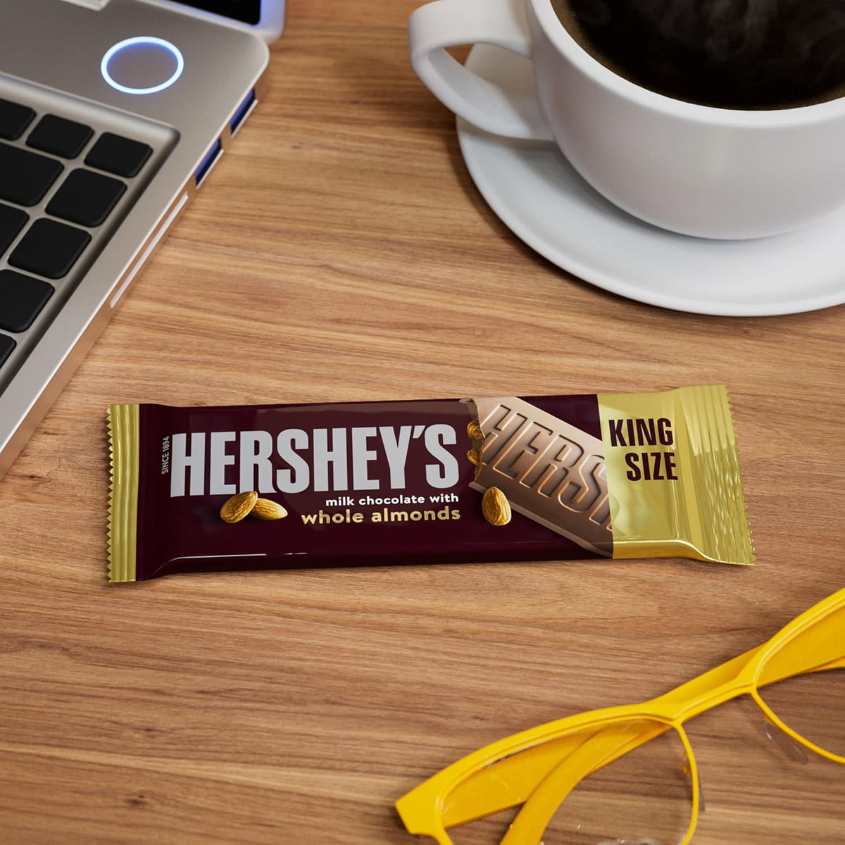 HERSHEY'S Chocolate Candy Bars with Almonds, King Size (Pack of 18)