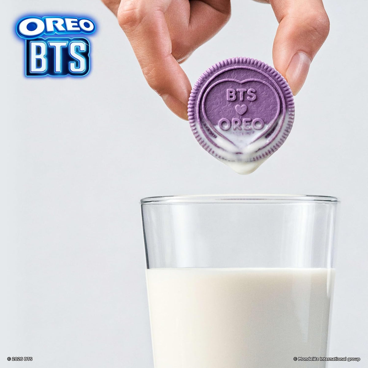 OREO, Galletas Sándwich de Chocolate Edición Limitada BTS, 302.8 g