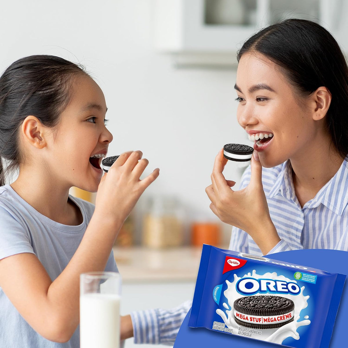 Oreo- Galletas Mega Stuf, 374 g/13,2 oz, triple de crema, chocolate