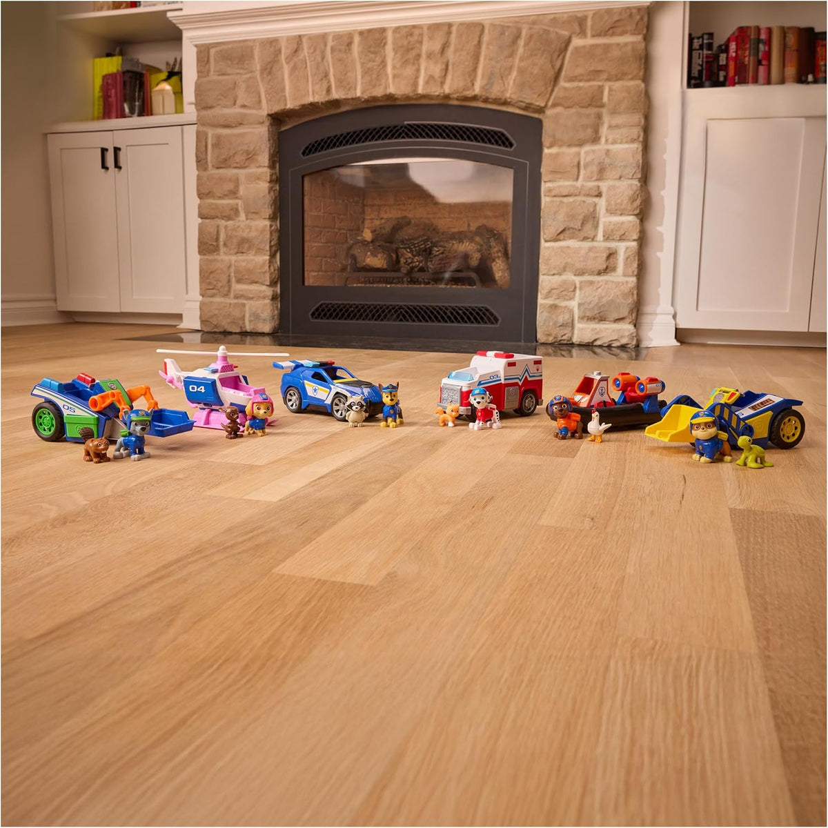 Paw Patrol: Search & Rescue, vehículo de Rescate de Marshall con 2 Figuras, camión de Juguete con función de propulsión, Juguetes para niños y niñas a Partir de 3 años