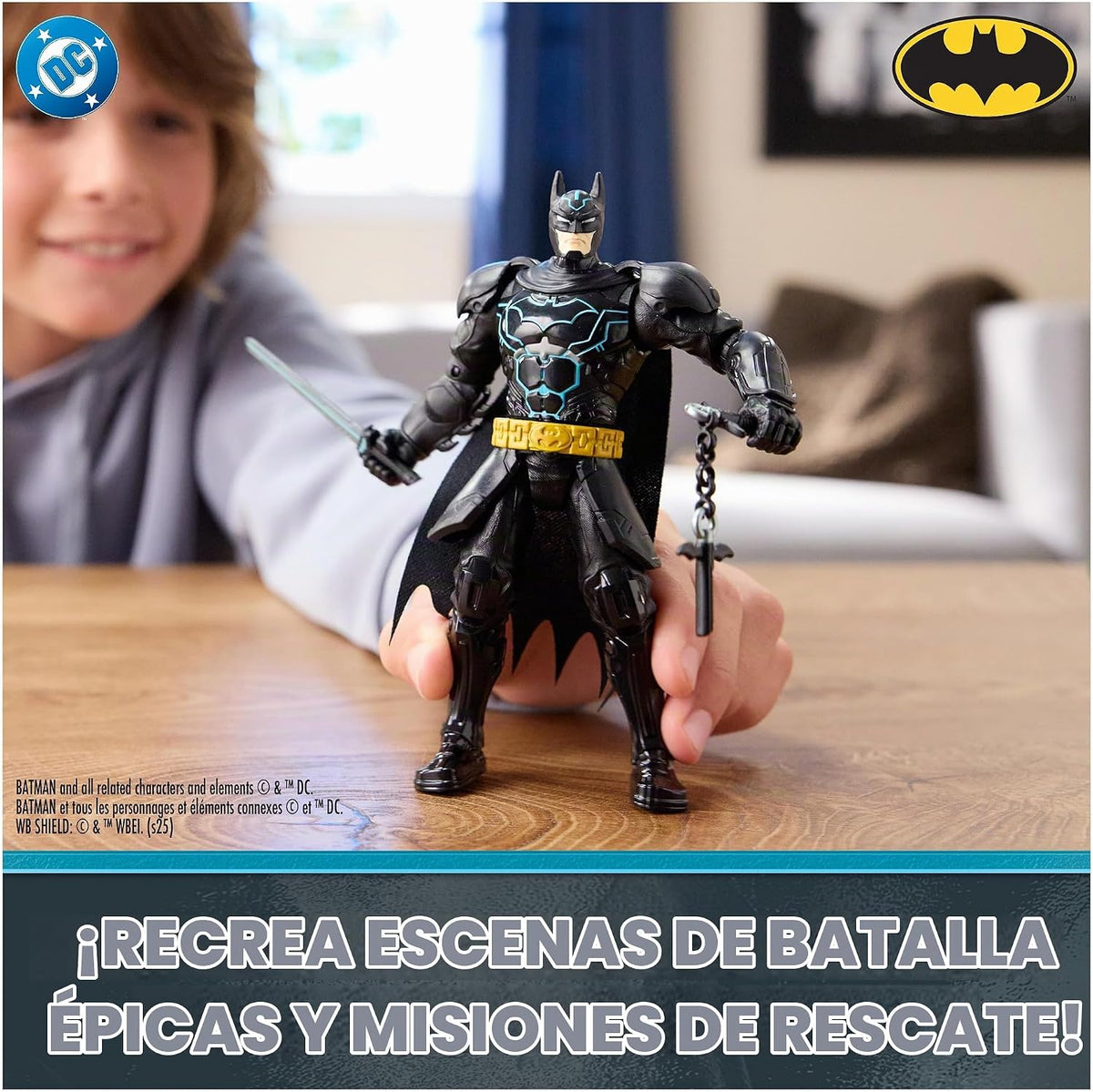 BATMAN DC Comics, Battle Clash, Figura de acción Ninja Strike de 15 cm con 2 Accesorios Ninja, Juguetes de superhéroes para niños y niñas a Partir de 3 años