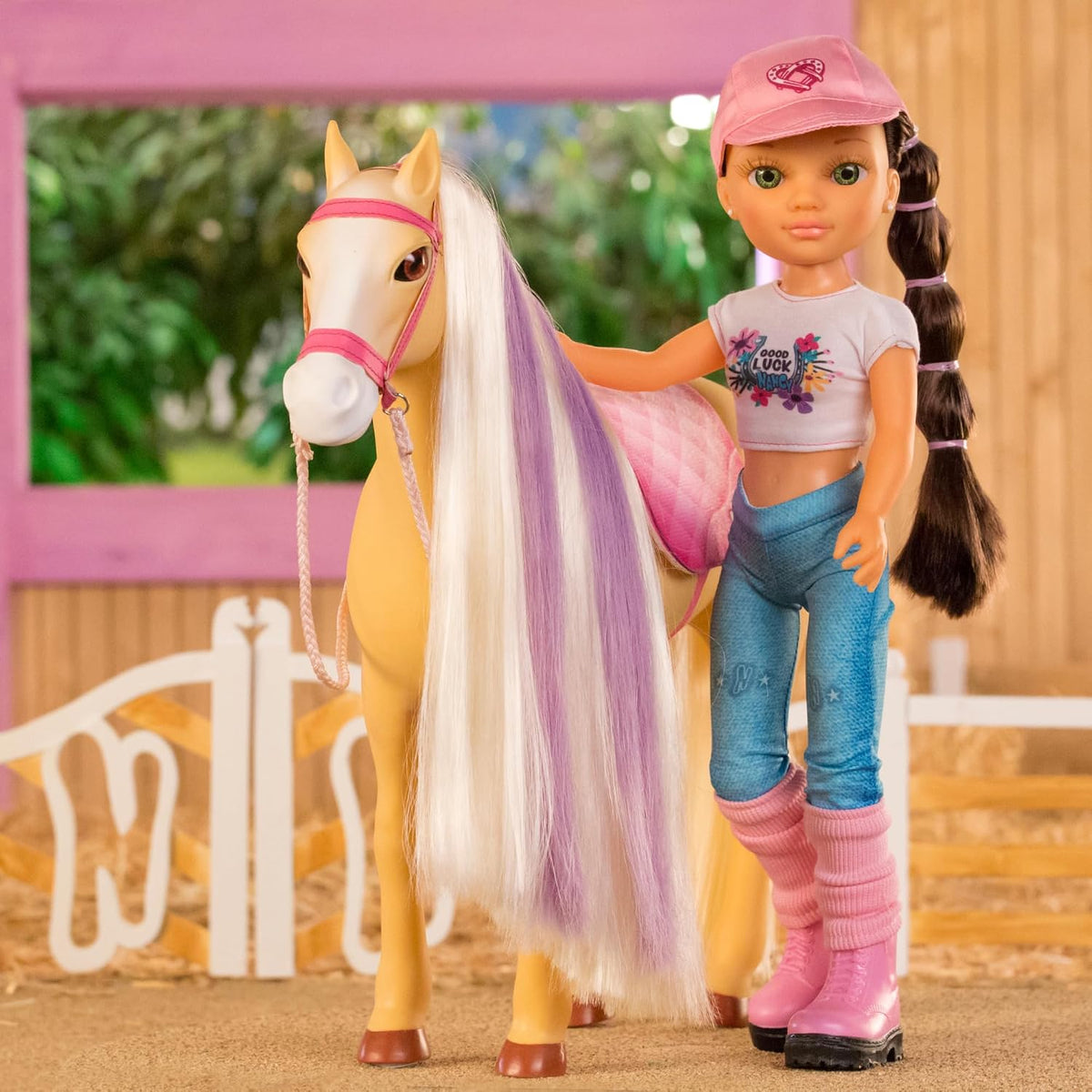 NANCY,Un Día con Su Caballo