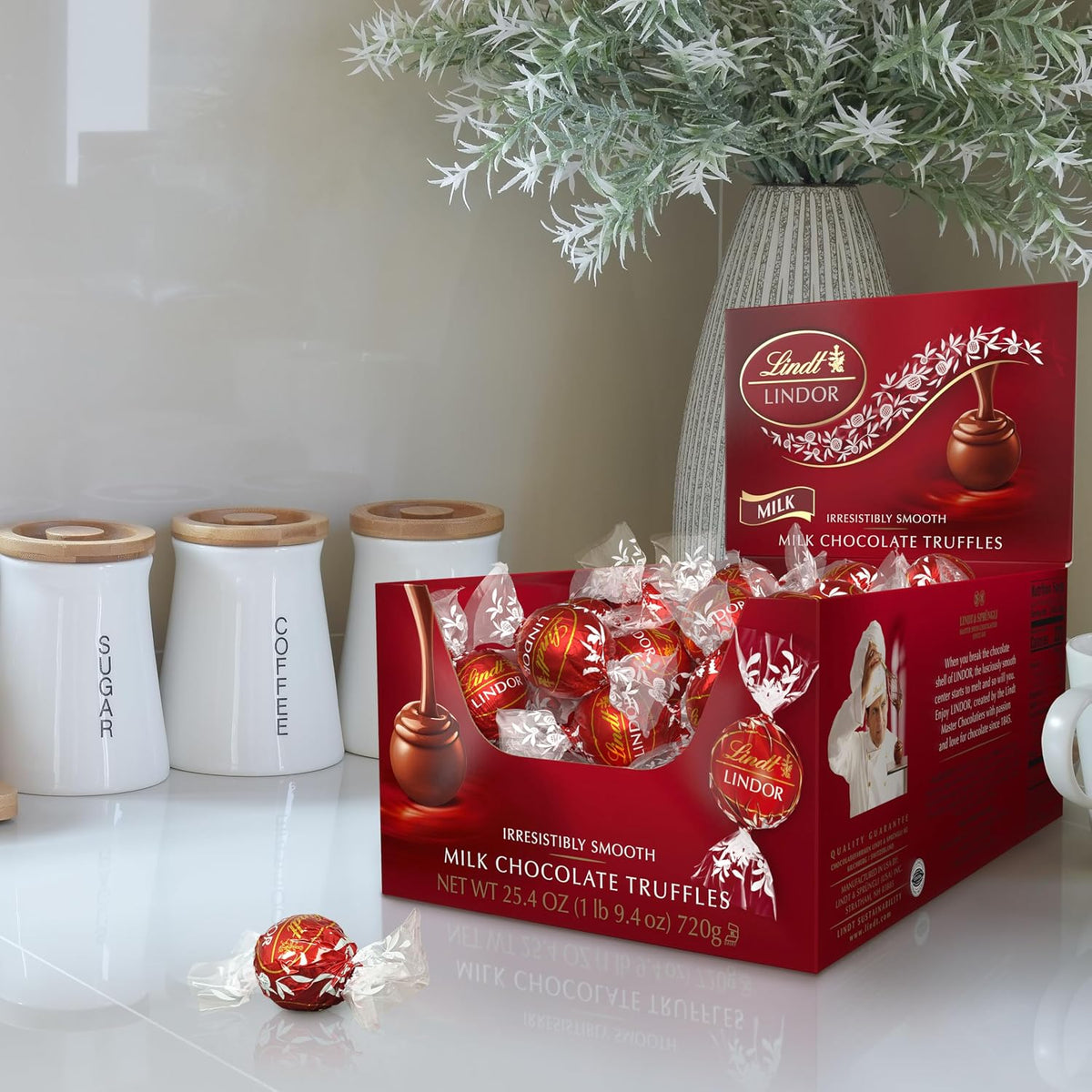 Lindt Lindor Truffles Chocolate con leche, cajas de 60 unidades